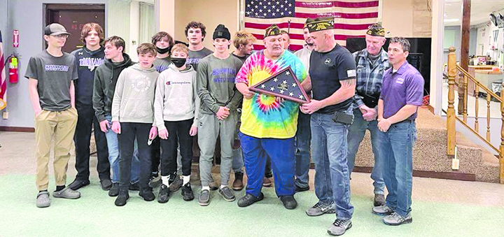 Norwich Wrestling Presents American Flag To Veterans